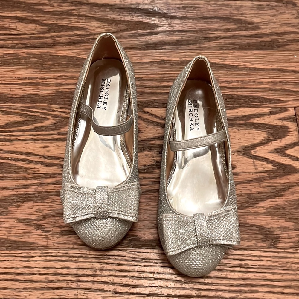 Badgley Mischka Terry Bow Ballet Dress Shoes